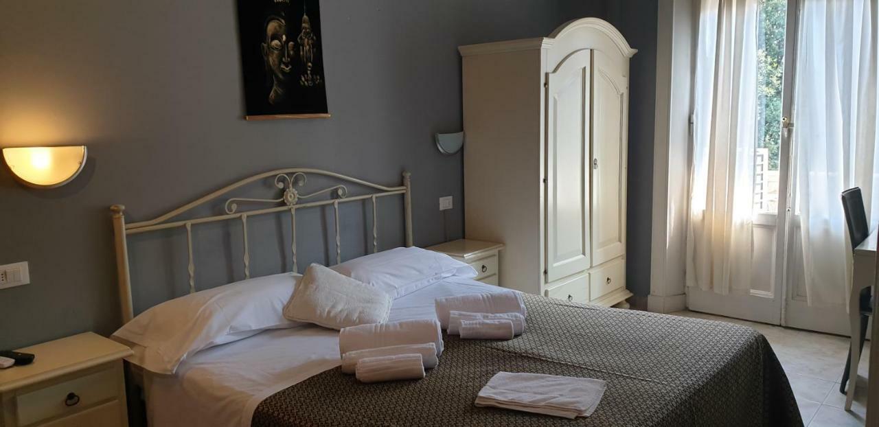 Hotel Bianchi Viareggio Exterior photo